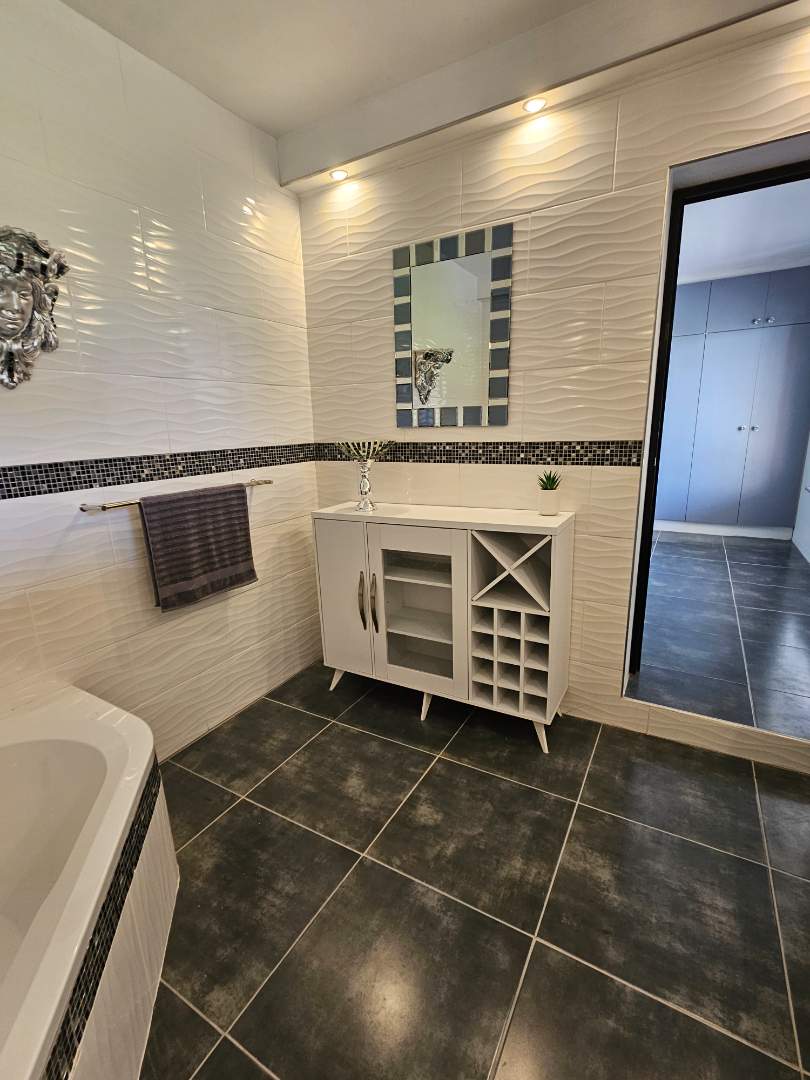 To Let 3 Bedroom Property for Rent in Colchester Eastern Cape